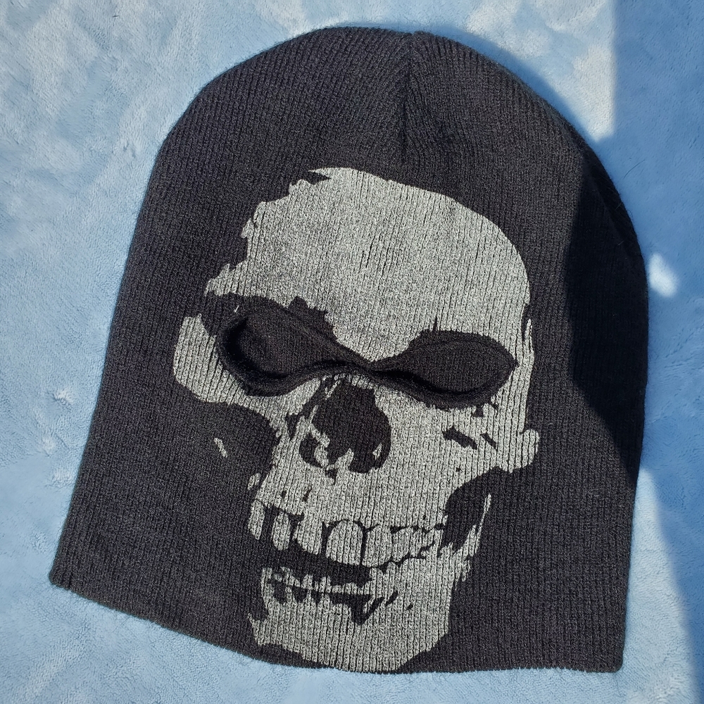 Skull hat